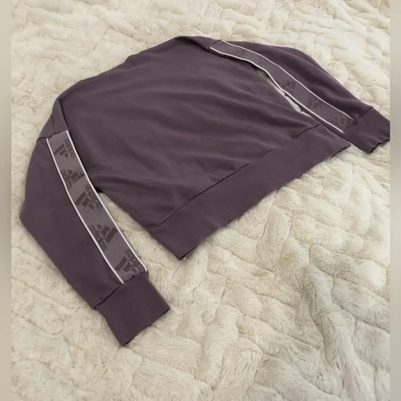NWOT Never Worn XSmall Adidas purple long sleeved sweater - Picture 6 of 8